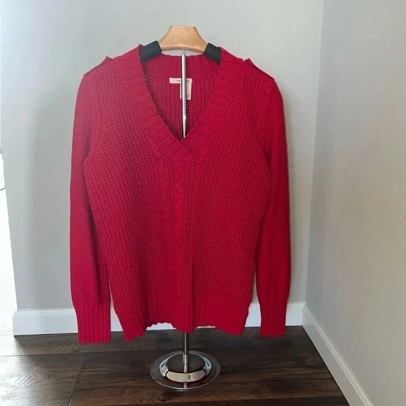 DKNY RED V NECK KNIT SWEATER SIZE MEDIUM - Picture 6 of 13